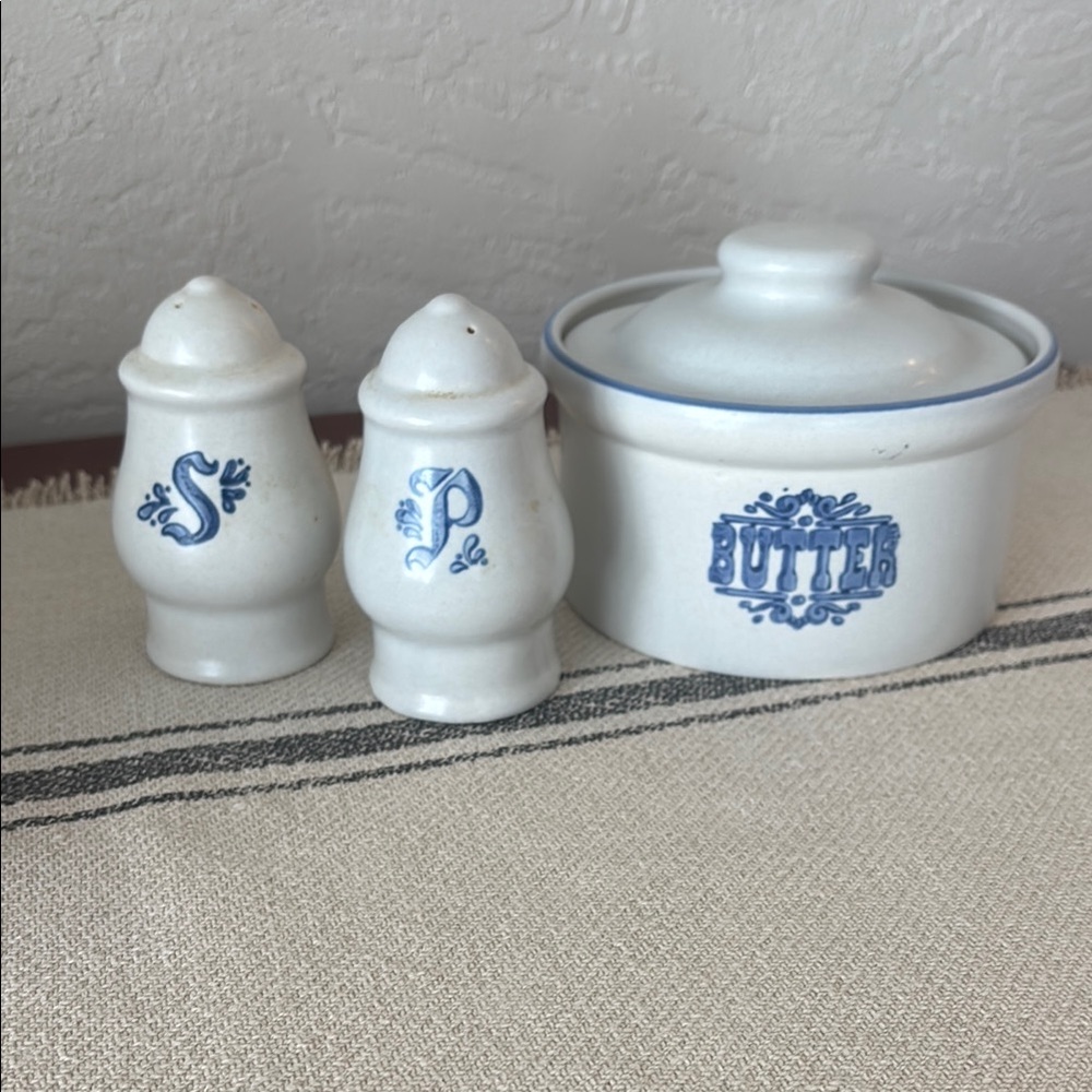 Pfaltzgraff White and Blue Ceramic Serveware Set
